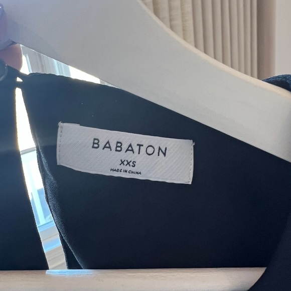 Crop top - Picture 2 of 3